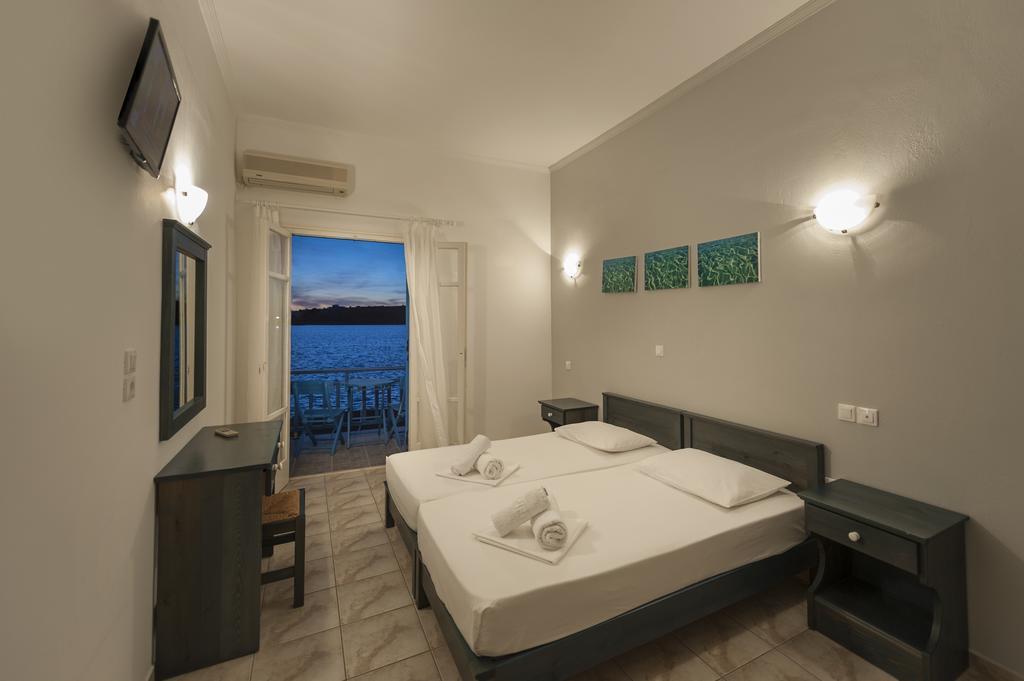 Angeliki Seaside Hotel Alikí Exterior foto