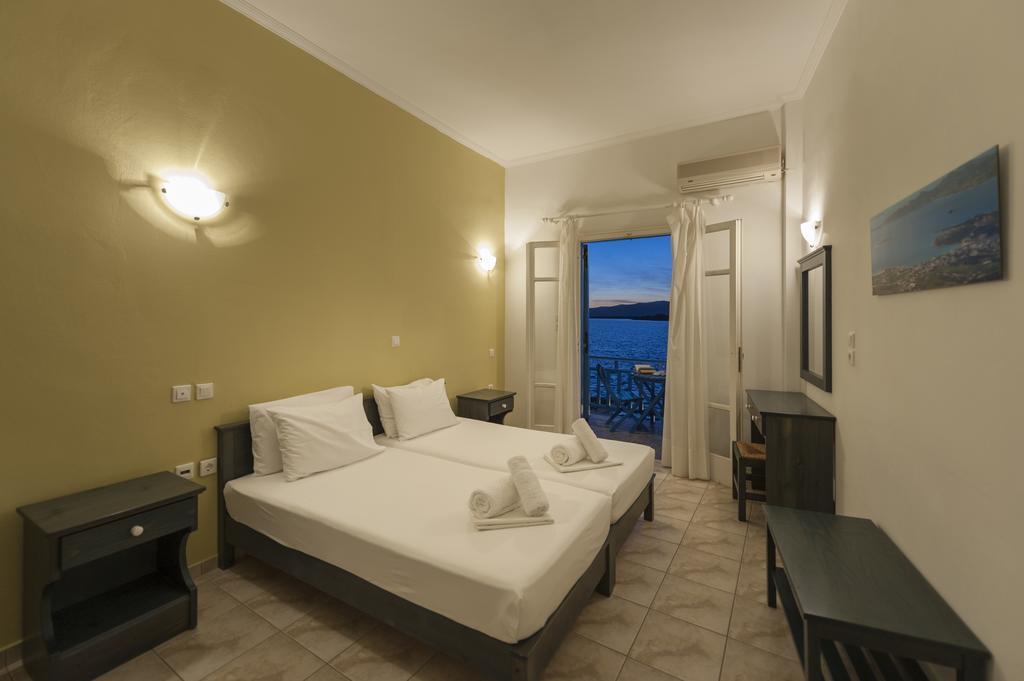 Angeliki Seaside Hotel Alikí Exterior foto